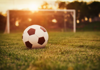 UEFA schimbă fotbalul!